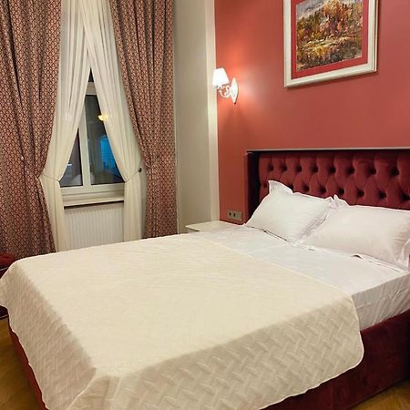 Grand De Luxe Residence ลวีฟ ภายนอก รูปภาพ